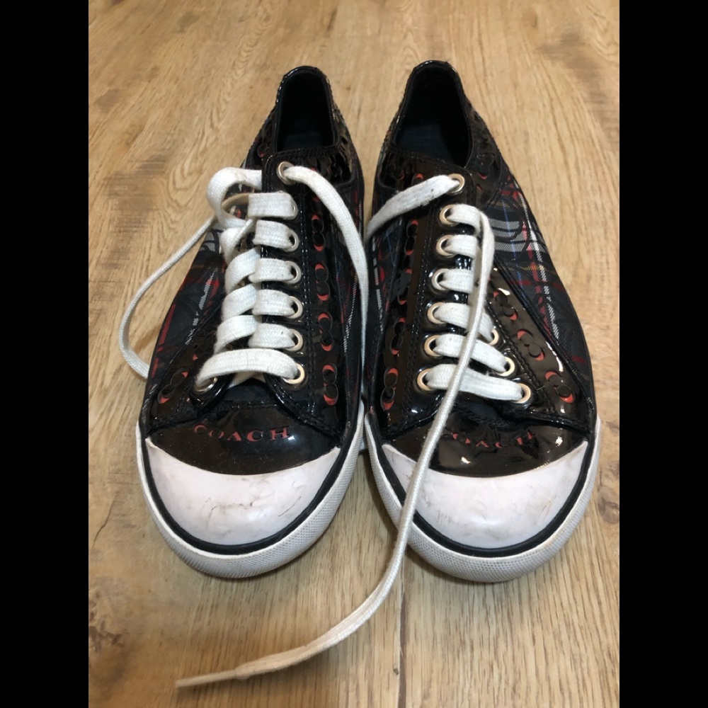 GENTLY WORN COACH PLAID PATENT SNEAKER